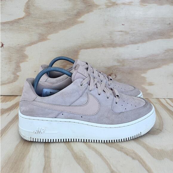 Nike - Air Force 1 Sage Low Top - Sneakers - Pink - Women's - 9.5 - AR5339-201 - Picture 1 of 9